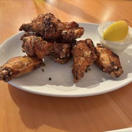 Lemon pepper wings Lemon pepper wings