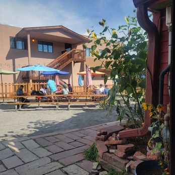 MainStage Brewing - Patio option - Breweries Near Me - Lyons, Colorado
