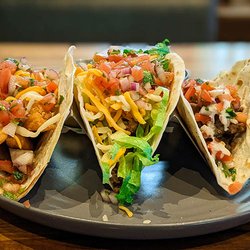 Backstage Lounge & Bistro - Tacos