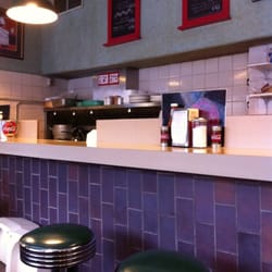 Avenue Diner