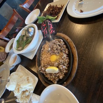 Gerry's Grill - pork sinigang, pork sisig and fried adobo - Filipino Near Me - Artesia, California Gerry's Grill - pork sinigang, pork sisig and fried adobo - Filipino Near Me - Artesia, California