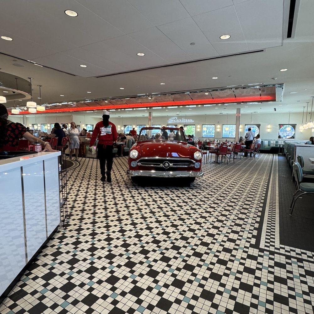 Sunliner Diner - Diners Near Me - Orange Beach, Alabama Sunliner Diner - Diners Near Me - Orange Beach, Alabama