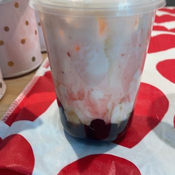 SecreTea - Strawberry Dirty Milk - Bubble Tea Near Me - Washington, DC, District of Columbia