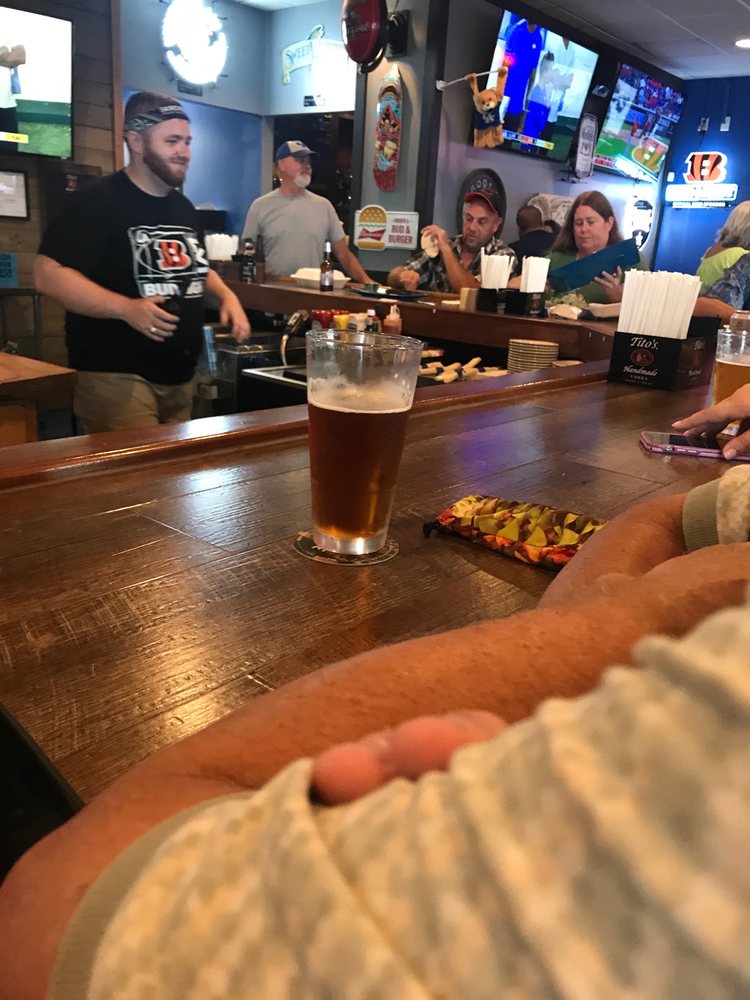 Crewitts Creek Kitchen & Bar