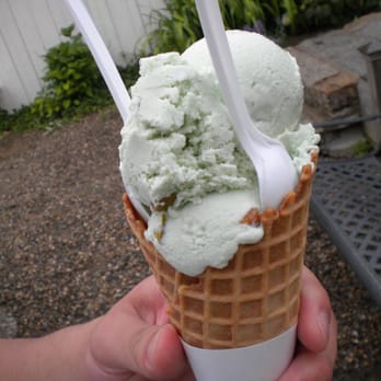 The Ice Cream Store - Ice Cream & Frozen Yogurt Near Me - Rockport, Massachusetts