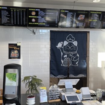 Roll N Bowl - Ordering area, menu. - Sushi Bars Near Me - Sacramento, California Roll N Bowl - Ordering area, menu. - Sushi Bars Near Me - Sacramento, California