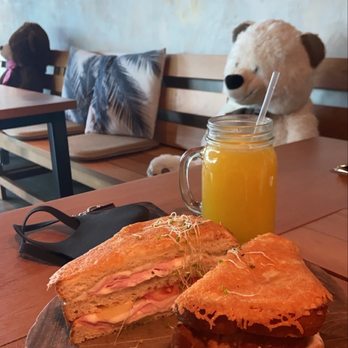 Sagrado Cafe - Fresh Squeezed Orange Juice - Coffee & Tea Near Me - Miami, Florida Sagrado Cafe - Fresh Squeezed Orange Juice - Coffee & Tea Near Me - Miami, Florida