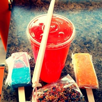La Michoacana Premium - Agua de sandia - Desserts Near Me - Round Lake, Illinois