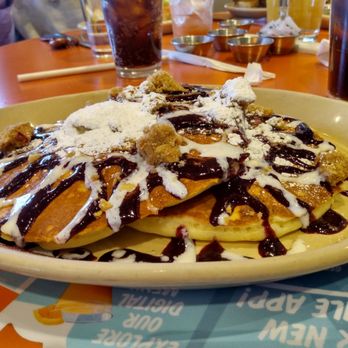 Snooze, an A.M. Eatery - Blueberry streusel pancakes - Breakfast & Brunch Near Me - Addison, Texas