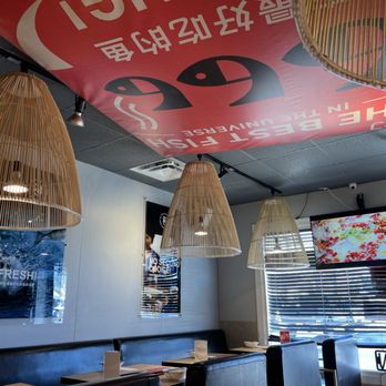 B2J Fish Soup - Decor - Szechuan Near Me - Gaithersburg, Maryland