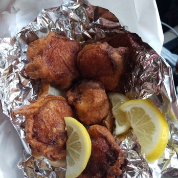 Red's Eats - Scallop roll - Seafood Near Me - Wiscasset, Maine Red's Eats - Scallop roll - Seafood Near Me - Wiscasset, Maine