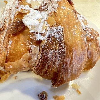 Urth Caffé - Orange - Almond croissant - Coffee & Tea Near Me - Orange, California Urth Caffé - Orange - Almond croissant - Coffee & Tea Near Me - Orange, California