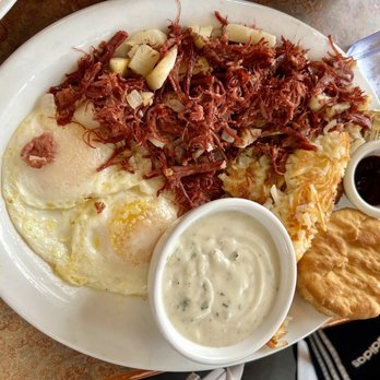 Kitchen Table Cafe - Corned Beef Hash - Breakfast & Brunch Near Me - Vancouver, Washington