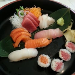 Yoshinobu - Sushi