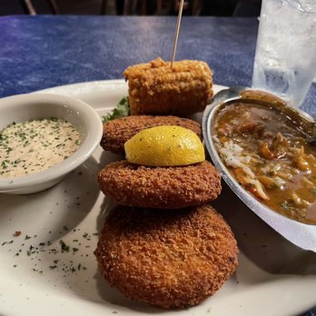 Blind Tiger - Crab cake platter!! - Cajun/Creole Near Me - Shreveport, Louisiana Blind Tiger - Crab cake platter!! - Cajun/Creole Near Me - Shreveport, Louisiana