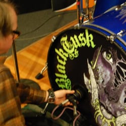 The Jam Room - Kick drum mic placement for Black Tusk!