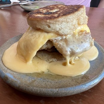 Squable - Breakfast Sammie - Modern European Near Me - Houston, Texas