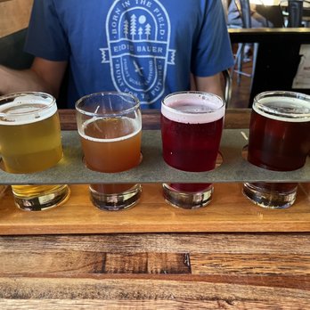 Beer Star - flight of beer - Beer Bar Near Me - Seattle, Washington