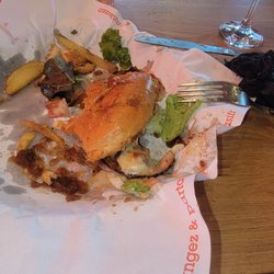 Ninkasi Sans Souci - Supposed to be  Veggie burger .  It was egg plant and tomatoes on the bun.. WTF