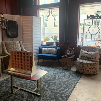 Stained Glass Wine House - Wine Bars Near Me - Gretna, Louisiana
