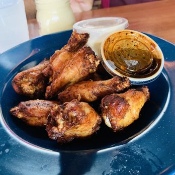 Feast BBQ - Chicken wings - Barbeque Near Me - Louisville, Kentucky