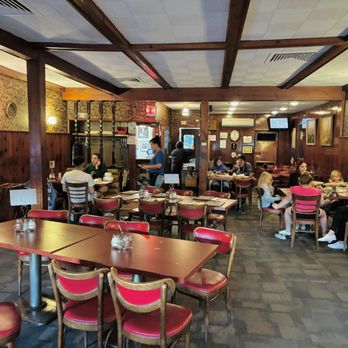 Arnie's Restaurant - Italian Near Me - Plattsburgh, New York Arnie's Restaurant - Italian Near Me - Plattsburgh, New York