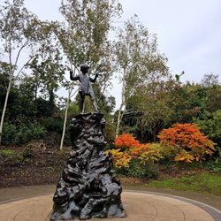 Peter Pans Statue - Peter Pan Statue in Hyde Park