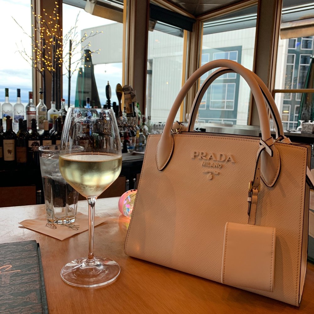Anthony's Pier 66 - Reisling at the bar - Seafood Near Me - Seattle, Washington