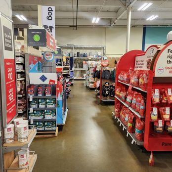 PetSmart - Store - Pet Training Near Me - Riverside, California