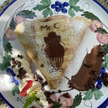 Il Giardino Creperie - Mr.C Nutella with bananas and strawberries crepe - Creperies Near Me - Miami, Florida