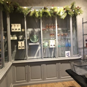 Anthropologie - Accessories Near Me - Fairfax, Virginia Anthropologie - Accessories Near Me - Fairfax, Virginia