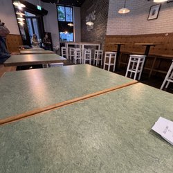 Swing Kitchen - Inside