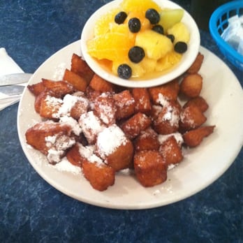 Starliner Diner - Cuban French toast with fresh fruit - Cuban Near Me - Hilliard, Ohio Starliner Diner - Cuban French toast with fresh fruit - Cuban Near Me - Hilliard, Ohio