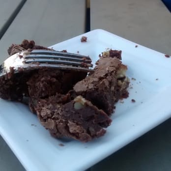 Menetrey, Pommier Garni - Chocolate brownie - Food Near Me - Meinier, GE Menetrey, Pommier Garni - Chocolate brownie - Food Near Me - Meinier, GE