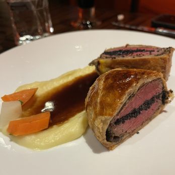 Gordon Ramsay Steak at Horseshoe Baltimore - Beef Wellington - Steakhouses Near Me - Baltimore, Maryland Gordon Ramsay Steak at Horseshoe Baltimore - Beef Wellington - Steakhouses Near Me - Baltimore, Maryland