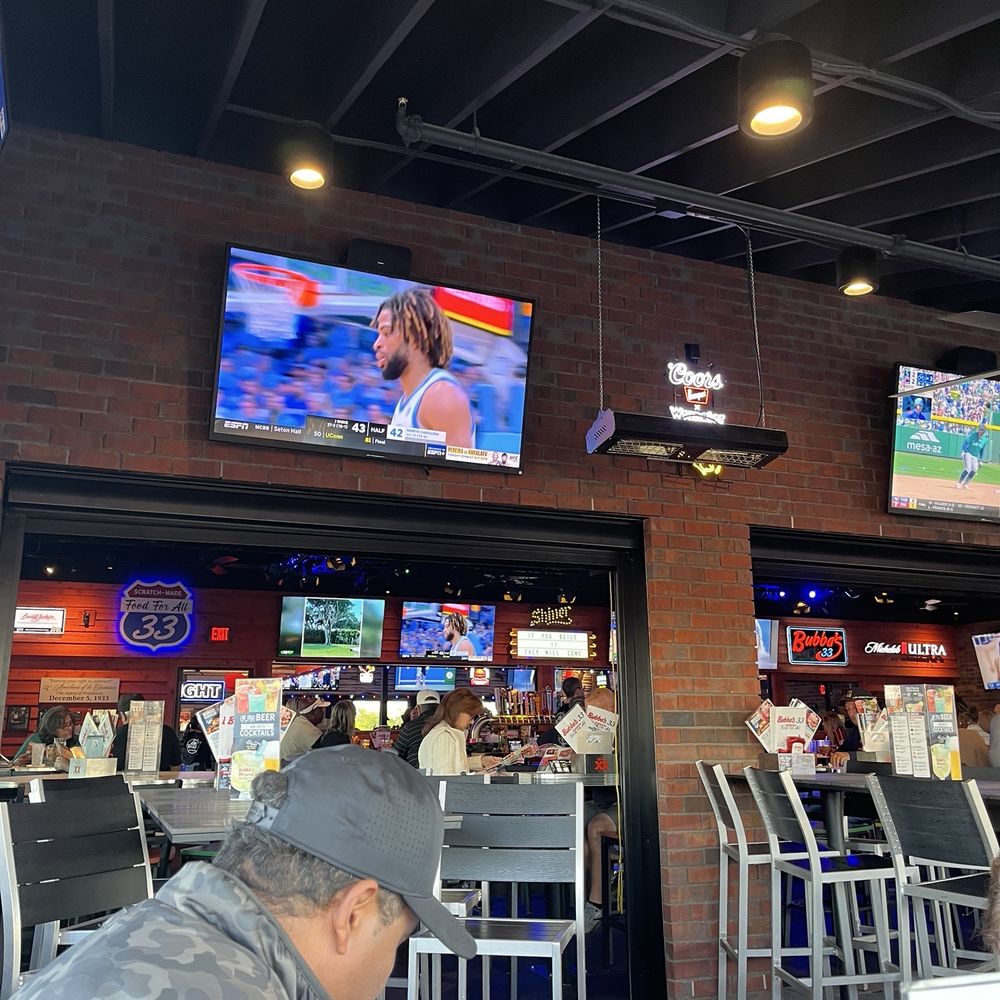 Bubba's 33 - Lots of TV's - American Near Me - Tempe, Arizona