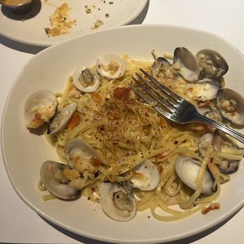 Bonefish Grill - New Linguine & Clams - Seafood Near Me - Atlanta, Georgia Bonefish Grill - New Linguine & Clams - Seafood Near Me - Atlanta, Georgia