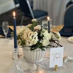 The New Leaf - Each centerpiece was slightly unique and absolutely gorgeous!