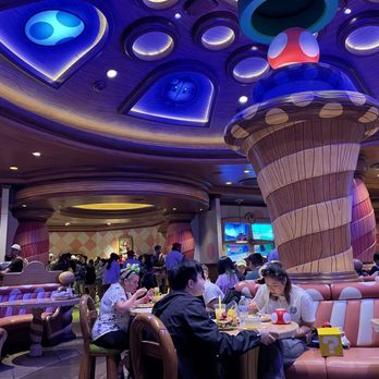 Toadstool Cafe - Cafes Near Me - Universal City, California
