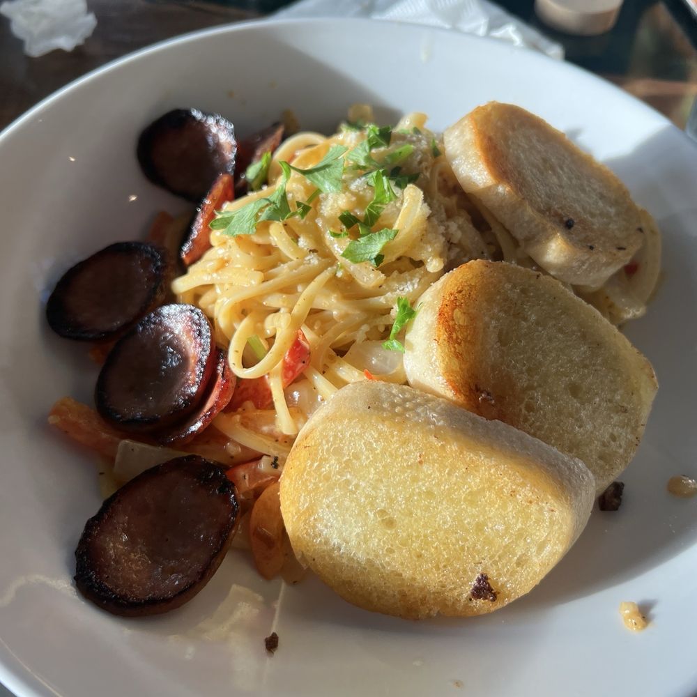 BevRidge Public - Cajun Pasta - Cocktail Bars Near Me - Ridgefield, Washington