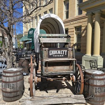 Crockett Tavern - American Near Me - San Antonio, Texas