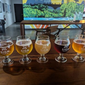 Hi Sign Brewing - Breweries Near Me - Austin, Texas