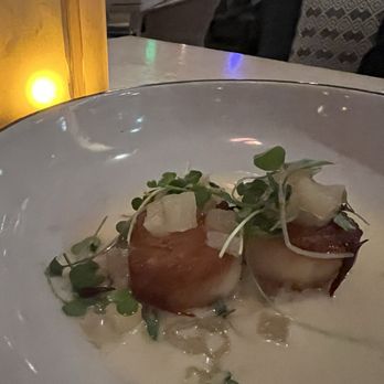 Chandler's Oceanfront Dining - Scallops - New American Near Me - Carlsbad, California