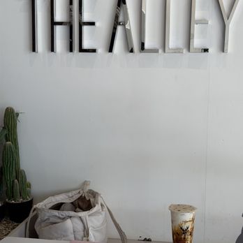 The Alley - Brown Sugar Deerioca Crème Brûlée Milk (Boba INCLUDED) (22 oz) **DAIRY - Bubble Tea Near Me - Plano, Texas