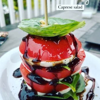 Plank Craft Kitchen & Bar - Caprese Salad = delicious - American Near Me - Folsom, California