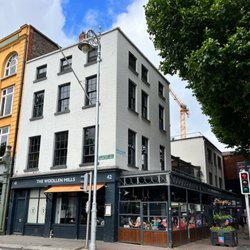 The Woollen Mills