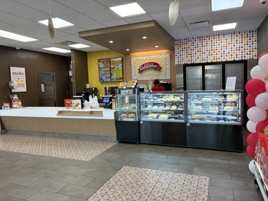 Red Ribbon Bakeshop by null