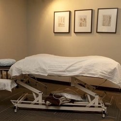 Lynn Valley Orthopaedic & Sports Physiotherapy Centre