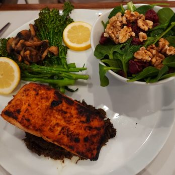 Caspian Mediterranean Kitchen - Persian/Iranian Near Me - Foothill Ranch, California