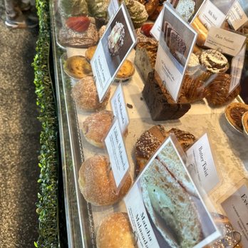Fuji Bakery - Pastry box - Bakeries Near Me - Seattle, Washington Fuji Bakery - Pastry box - Bakeries Near Me - Seattle, Washington